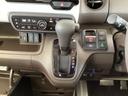 【eコンスイッチ】低燃費運転をサポートするECONモード。スイッチをONすると、エンジンやトランスミッション、A/Cなどを協調制御し、燃費の向上に貢献。エコドライブの効果を高めます。