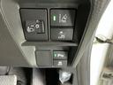 運転席から操作しやすい各種スイッチ