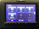 メモリーナビにフルセグＴＶ機能あり。　ドライブや旅行に欠かせない装備です。