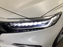 【LEDヘッドライト】点灯した瞬間のクリーンな白さが、今の車らしい清潔感を感じさせてくれます。明るさだけでなく、寿命や省エネ性能も優秀。長く乗る一台だからこそ、こだわわりたい方に最適です。
