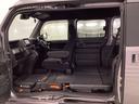 乗車人数や荷物の量、車内での過ごし方に合わせて、シートのレイアウトを変更できます。