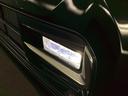 【フォグライト】霧などの悪天候時、自車の位置を示すとともに前方や路肩が見えずらい時、近い位置をワイドに照らしてくれます。