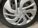 足元が整っていると、車全体がすっきりとした印象になります。丁寧に清掃を済ませており、気持ちよく乗り出せる状態です。まずは実車の雰囲気をご覧ください。