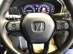 ��ˤʤ��ॹ�ƥ���󥰤Ǥ������ƥ���󥰤α�¦�ˤϥ��롼������ȥ����롢��¦�������ǥ�����⥳�󥹥��å��Ǥ����긵�����Ǥ���Τ������Ǥ��� 3