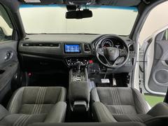 �ɥ饤�С����濴�˼����˼꤬�Ϥ����֤ˣ��ԥ��쥯�ȥ�С��䥨�������͡��������å��ʤɤ����֡��������ͥ��Ƥ��ޤ� 2