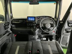 �ɥ饤�С����濴�˼����˼꤬�Ϥ����֤ˣ��ԥ��쥯�ȥ�С��䥨�������͡��������å��ʤɤ����֡��������ͥ��Ƥ��ޤ� 2