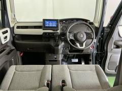 �ɥ饤�С����濴�˼����˼꤬�Ϥ����֤ˣ��ԥ��쥯�ȥ�С��䥨�������͡��������å��ʤɤ����֡��������ͥ��Ƥ��ޤ� 2