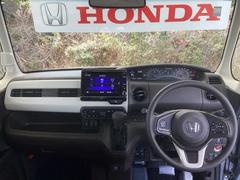 �ե���ȥ��饹���礭�����磻�ɤʻ볦�Ǳ�ž�⤷�䤹���ʤ�褦�ˡ��߷פ���Ƥ��ޤ��� 3