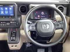 【Ｈｏｎｄａ　ＳＥＮＳＩＮＧ】いつもの道で、高速道路などで、安心・快適な運転を支援します。先進の安全運転機能システム搭載。 3