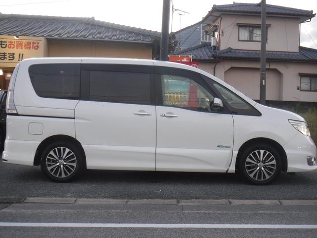 セレナ ハイウェイスター　Ｓ－ハイブリッド　後期型・純正ＳＤナビ・ＣＤ録音・ＤＶＤ再生・フルセグＴＶ・Ｂｌｕｅｔｏｏｔｈ・ＡＵＸ接続・Ｂカメラ・両側パワスラ・クルコン・プリクラ・１８ＡＷ・ＥＴＣ・スマートキー・オートＬＥＤヘッド・電格ミラー（15枚目）