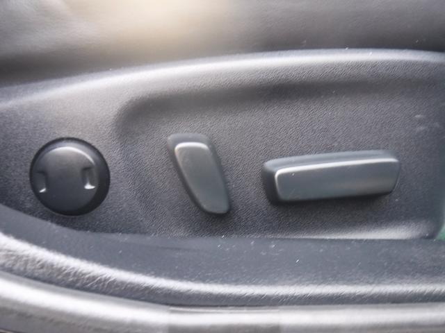 クラウンハイブリッド アスリートＧ　モデリスタＦスポ・純正ＳＤナビ・ＣＤ録音・ＤＶＤ再生・フルセグＴＶ・Ｂカメラ・Ｂｌｕｅｔｏｏｔｈ・黒革ＰＷ・サンルーフ・プリクラ・クリソナ・クルコン・１８ＡＷ・スマートキー・ＥＴＣ・電格ミラー・車高調（41枚目）