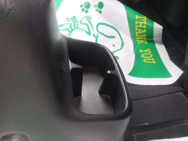 アクティバン ＳＤＸ－Ｈｉ　５ＭＴ・Ｔベルト＋ウォポン交換済・新品タイヤ４本交換済・ハイルーフ・キーレス・ライトレベライザー・ドアバイザー・４ナンバー・４人乗・パワステ・エアコン・ドリンクホルダー・Ｗエアバック・取説・整備記録簿（63枚目）