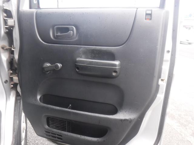 アクティバン ＳＤＸ－Ｈｉ　５ＭＴ・Ｔベルト＋ウォポン交換済・新品タイヤ４本交換済・ハイルーフ・キーレス・ライトレベライザー・ドアバイザー・４ナンバー・４人乗・パワステ・エアコン・ドリンクホルダー・Ｗエアバック・取説・整備記録簿（73枚目）