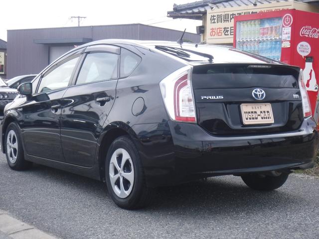 プリウス Ｓ　後期・純正ＳＤナビ・Ｂカメラ・１セグＴＶ・ＣＤ録音・ＤＶＤ再生・ＭＰ３・Ｂｌｕｅｔｏｏｔｈ・オートＬＥＤヘッド・ＥＴＣ・スマートキー・電格ウインカーミラー・１６ＡＷ・Ｐスタート・ＡＢＳ・整備点検記録簿（18枚目）