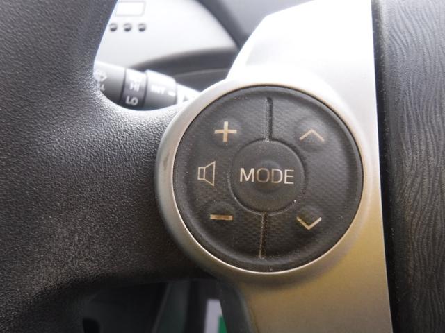 プリウス Ｓ　後期・純正ＳＤナビ・Ｂカメラ・１セグＴＶ・ＣＤ録音・ＤＶＤ再生・ＭＰ３・Ｂｌｕｅｔｏｏｔｈ・オートＬＥＤヘッド・ＥＴＣ・スマートキー・電格ウインカーミラー・１６ＡＷ・Ｐスタート・ＡＢＳ・整備点検記録簿（53枚目）