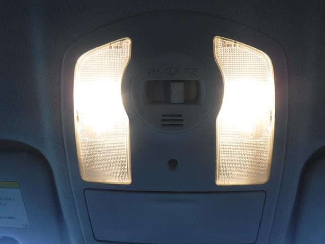 プリウス Ｓ　後期・純正ＳＤナビ・Ｂカメラ・１セグＴＶ・ＣＤ録音・ＤＶＤ再生・ＭＰ３・Ｂｌｕｅｔｏｏｔｈ・オートＬＥＤヘッド・ＥＴＣ・スマートキー・電格ウインカーミラー・１６ＡＷ・Ｐスタート・ＡＢＳ・整備点検記録簿（79枚目）