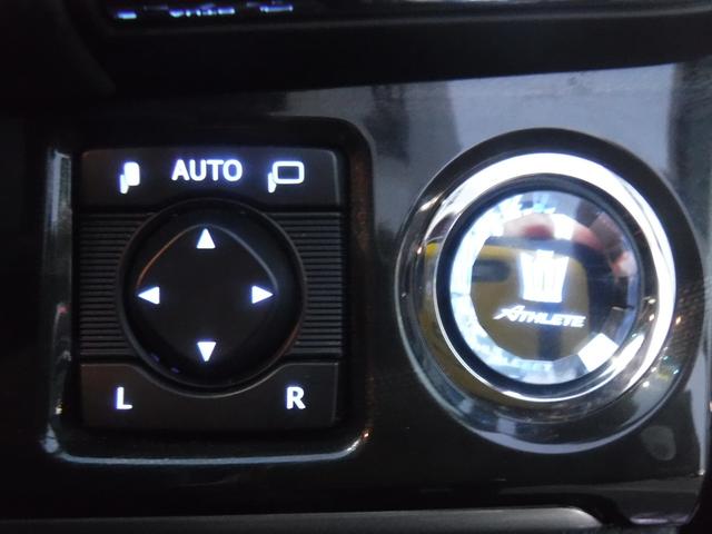 クラウンハイブリッド アスリートＧ　純正ＳＤナビ・黒革ＰＷ・プリクラ・クリソナ・クルコン・スパッタ１８ＡＷ・ＥＴＣ・オートＨＩＤヘッド＆フォグ・Ｈｉビーム・ライトウォッシャー・サンシェード・スマートキー・電格ミラー・Ｂカメラ・前ドラレコ（52枚目）