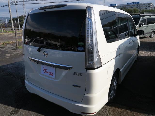 セレナ ハイウェイスター　Ｓ－ハイブリッド　両側電動スライドドア　ナビ　フルセグ　バックモニター　ＦＤモニター　インテリキー＆プッシュスタート　セキュリティ　純正１５インチアルミ（8枚目）