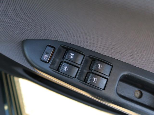 ミラジーノ ミニライト　キーレス　オートエアコン　イオン　電動格納ミラー　ＣＤ　ＭＤ　ＭＯＭＯステアリング　プライバシーガラス　セキュリティ　ミニライト１５インチアルミ（25枚目）