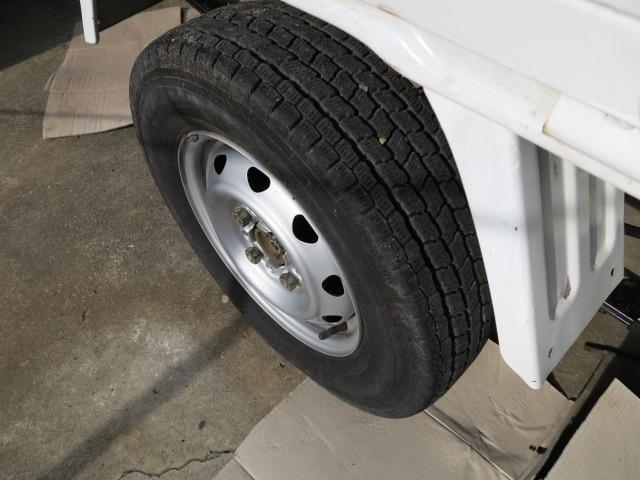 クリッパートラック ＤＸ　オートマ車　エアコン　パワーステアリング　エアバック　ラジオ　三方開　積載可能量３５０ｋｇ（10枚目）