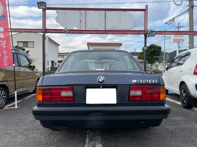 3シリーズ 320i アニバーサリー(3枚目)