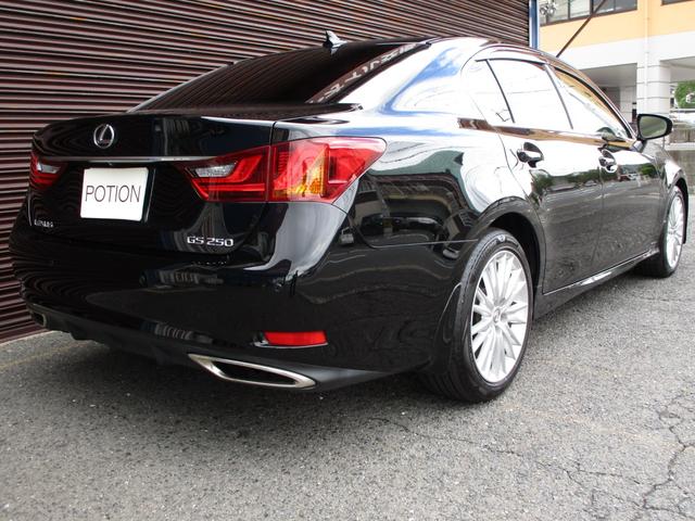 GS GS250 バージョンL ワンオーナー 黒革メモリー付シートエアコン リヤシートヒーター 純正HDDナビ フルセグTV ブルートゥース DVD再生 バックモニター ETC HIDヘッドライト 18インチアルミホイール(13枚目)