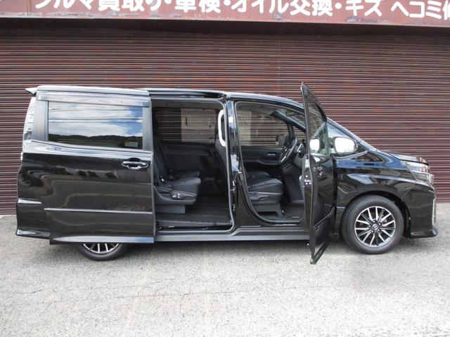 ヴォクシー ＺＳ　ワンオーナー　純正９インチＳＤナビ　フルセグＴＶ　ブルートゥース　ＤＶＤ再生　ＥＴＣ　バックカメラ　フリップダウンモニター　リモコンエンジンスターター　両側パワースライドドア　１６インチアルミホイール（8枚目）