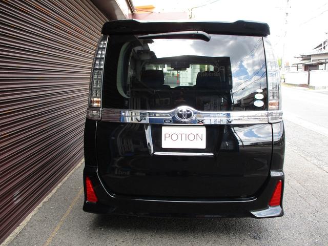 ヴォクシー ＺＳ　ワンオーナー　純正９インチＳＤナビ　フルセグＴＶ　ブルートゥース　ＤＶＤ再生　ＥＴＣ　バックカメラ　フリップダウンモニター　リモコンエンジンスターター　両側パワースライドドア　１６インチアルミホイール（12枚目）