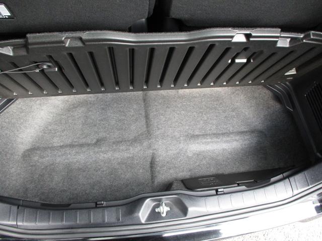 ヴォクシー ＺＳ　ワンオーナー　純正９インチＳＤナビ　フルセグＴＶ　ブルートゥース　ＤＶＤ再生　ＥＴＣ　バックカメラ　フリップダウンモニター　リモコンエンジンスターター　両側パワースライドドア　１６インチアルミホイール（16枚目）