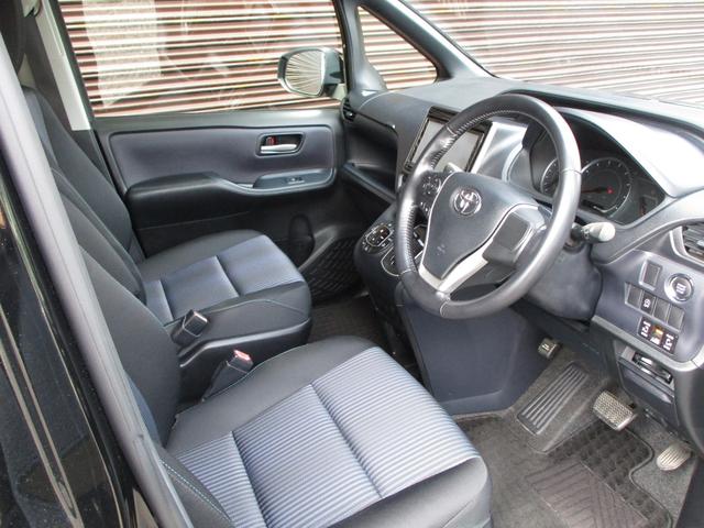 ヴォクシー ＺＳ　ワンオーナー　純正９インチＳＤナビ　フルセグＴＶ　ブルートゥース　ＤＶＤ再生　ＥＴＣ　バックカメラ　フリップダウンモニター　リモコンエンジンスターター　両側パワースライドドア　１６インチアルミホイール（23枚目）