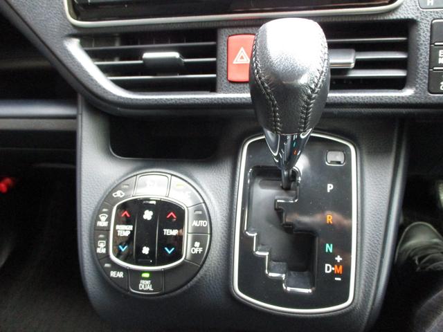 ヴォクシー ＺＳ　ワンオーナー　純正９インチＳＤナビ　フルセグＴＶ　ブルートゥース　ＤＶＤ再生　ＥＴＣ　バックカメラ　フリップダウンモニター　リモコンエンジンスターター　両側パワースライドドア　１６インチアルミホイール（29枚目）