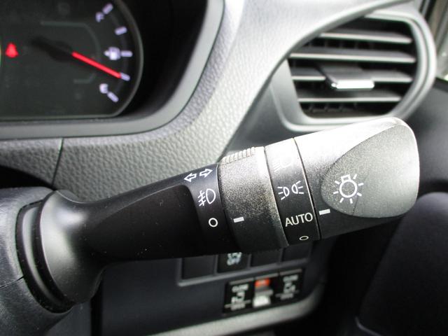 ヴォクシー ＺＳ　ワンオーナー　純正９インチＳＤナビ　フルセグＴＶ　ブルートゥース　ＤＶＤ再生　ＥＴＣ　バックカメラ　フリップダウンモニター　リモコンエンジンスターター　両側パワースライドドア　１６インチアルミホイール（35枚目）