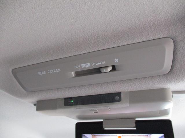 ヴォクシー ＺＳ　ワンオーナー　純正９インチＳＤナビ　フルセグＴＶ　ブルートゥース　ＤＶＤ再生　ＥＴＣ　バックカメラ　フリップダウンモニター　リモコンエンジンスターター　両側パワースライドドア　１６インチアルミホイール（40枚目）