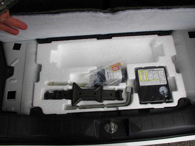 スペーシアカスタム ＴＳ　純正ナビ　ＴＶ　ＥＴＣ　バックモニター　両側パワースライドドア　アイドリングストップ　ＨＩＤヘッドライト　純正１５インチアルミホイール　プッシュスタート　スマートキー　リヤサイドサンシェード電格ミラー（17枚目）