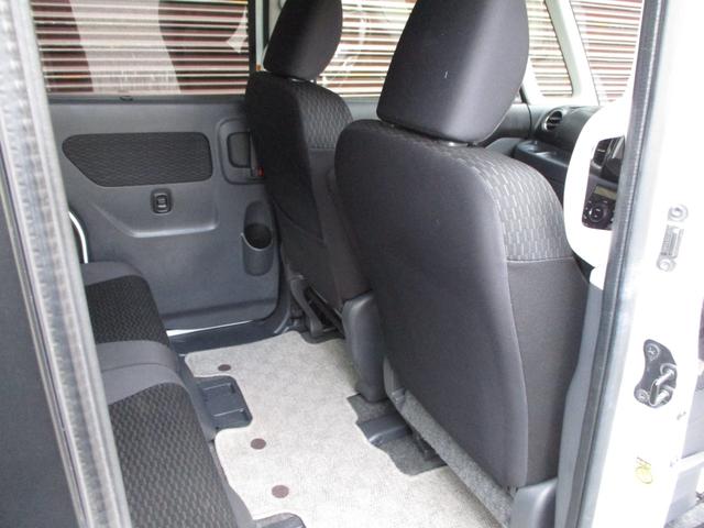 スペーシアカスタム ＴＳ　純正ナビ　ＴＶ　ＥＴＣ　バックモニター　両側パワースライドドア　アイドリングストップ　ＨＩＤヘッドライト　純正１５インチアルミホイール　プッシュスタート　スマートキー　リヤサイドサンシェード電格ミラー（31枚目）