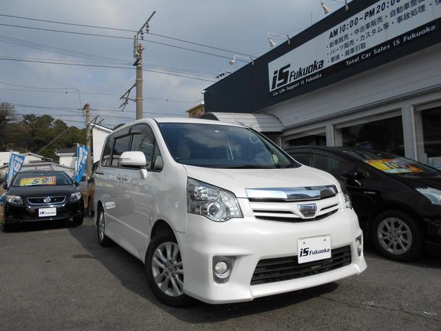 トヨタ ノア ｓｉ レイッシュ 特別仕様車 純正８インチナビ リア席用天井モニター 地デジ バックカメラ 99 0万円 平成24年 12年 福岡県 中古車 価格 Com