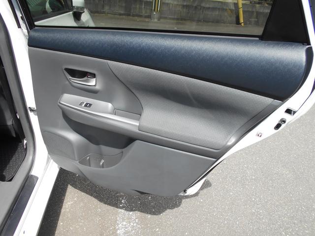 プリウスアルファ Ｓ　純正ナビ　地デジ　バックカメラ　ＥＴＣ　スマートキー　１オーナー車　オートライト　純正アルミ　プライバシーガラス　ウインカーミラー（22枚目）