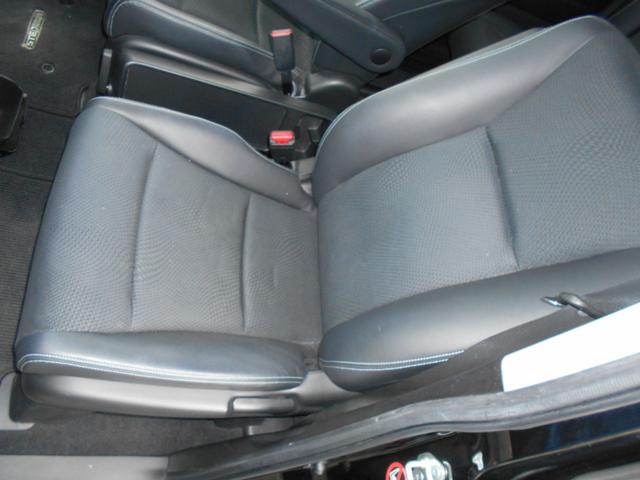 ステップワゴンスパーダ Z クールスピリット 純正エアロ 専用AW 純正9インチナビ 地デジ バックカメラ 後席用モニター 両側電動スライドドア ハーフレザーシート スマートキー キャプテンシート7人乗り(20枚目)