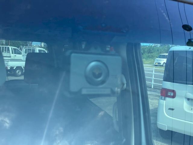 ハイゼットカーゴ クルーズＳＡＩＩＩ　スマートアシスト　メモリーナビ　ワンセグＴＶ　ＣＤ　前後ドライブレコーダー　キーレス　ＥＴＣ　アイドリングストップ　セキュリティアラーム　プライバシーガラス　両側スライドドア　ハイルーフ（12枚目）