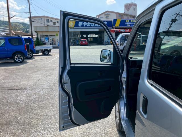 ハイゼットカーゴ クルーズＳＡＩＩＩ　スマートアシスト　メモリーナビ　ワンセグＴＶ　ＣＤ　前後ドライブレコーダー　キーレス　ＥＴＣ　アイドリングストップ　セキュリティアラーム　プライバシーガラス　両側スライドドア　ハイルーフ（47枚目）