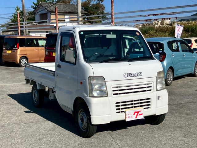 キャリイトラック KCエアコン・パワステ 4WD オートマ エアコン パワステ 3方開 荷台ゴムマット FM/AMラジオ ヘッドライトレベライザー 車検R9年12月22日まで(3枚目)