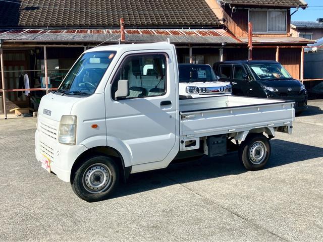 キャリイトラック KCエアコン・パワステ 4WD オートマ エアコン パワステ 3方開 荷台ゴムマット FM/AMラジオ ヘッドライトレベライザー 車検R9年12月22日まで(5枚目)