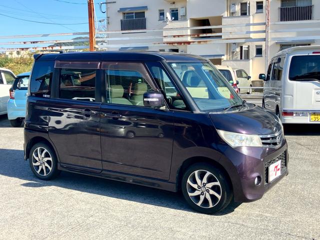 ルークス ハイウェイスター メモリーナビ フルセグTV ディスチャージヘッドライト パワースライドドア スマートキー プッシュスタート ETC 純正14インチAW オートAC シートカバー 女性ワンオーナー(4枚目)