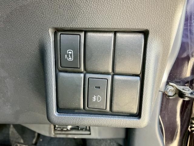 ルークス ハイウェイスター メモリーナビ フルセグTV ディスチャージヘッドライト パワースライドドア スマートキー プッシュスタート ETC 純正14インチAW オートAC シートカバー 女性ワンオーナー(25枚目)