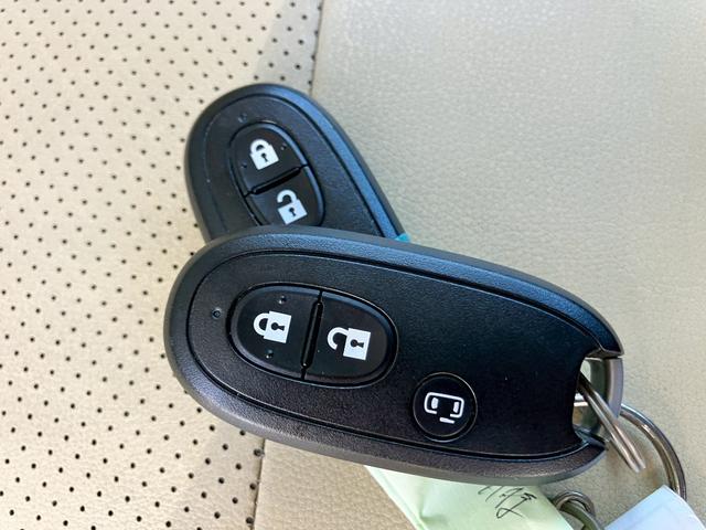 ルークス ハイウェイスター メモリーナビ フルセグTV ディスチャージヘッドライト パワースライドドア スマートキー プッシュスタート ETC 純正14インチAW オートAC シートカバー 女性ワンオーナー(27枚目)