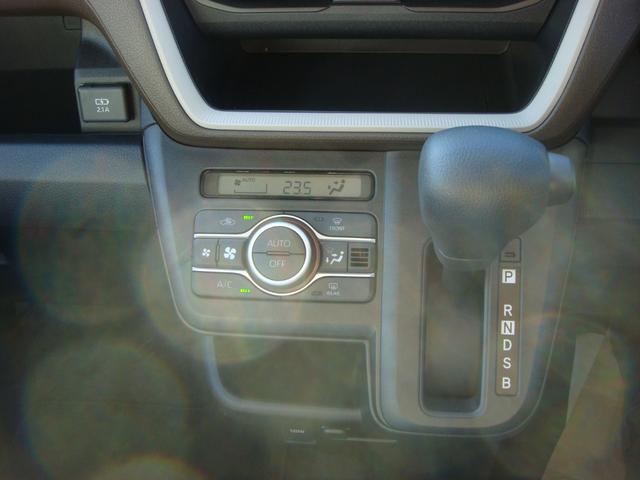 ムーヴ Ｘ　６．８インチスマホ連携ディスプレイオーディオ／バックカメラ／スマートキー／左側パワースライドドア／フロアマット／ワイドバイザー／登録済未使用車（15枚目）