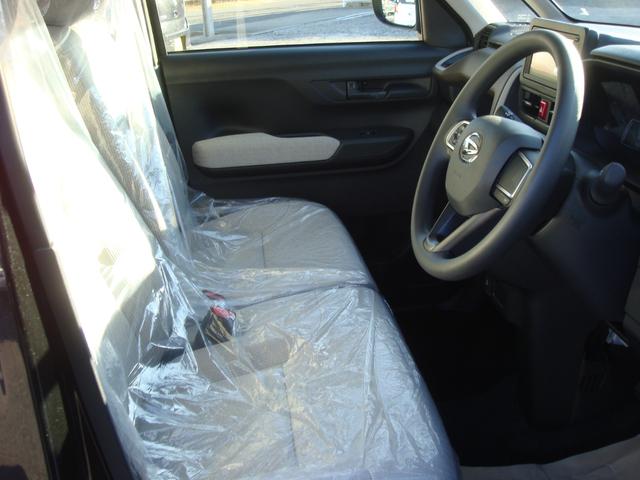 ムーヴ Ｘ　６．８インチスマホ連携ディスプレイオーディオ／バックカメラ／スマートキー／左側パワースライドドア／フロアマット／ワイドバイザー／登録済未使用車（17枚目）