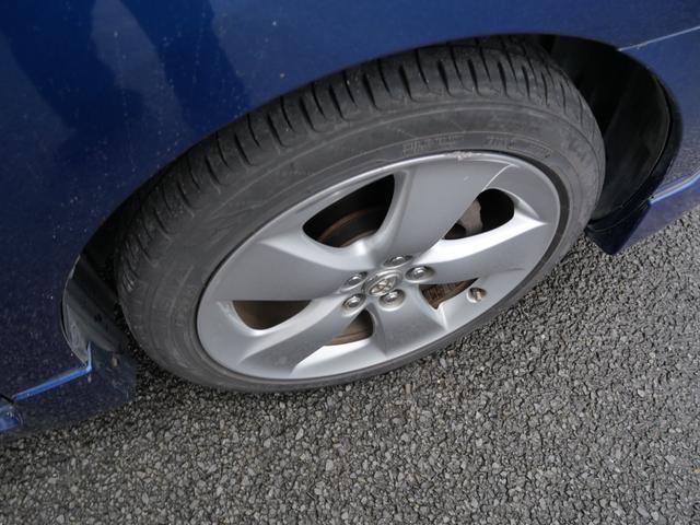 プリウス Ｓ　ナビ　バックモニター　スマートキー　プッシュスタート　ＥＴＣ　ＣＤ　ＭＤ　記録簿　電動格納ミラー　パワーウィンドウ　パワーステアリング（10枚目）