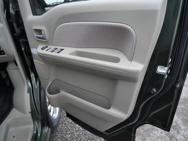 エブリイワゴン ＰＺターボスペシャル　スマートキー　プッシュスタート　オートエアコン　両側電動スライドドア　シートヒーター　パーキングセンサー　トラクションコントロール（11枚目）