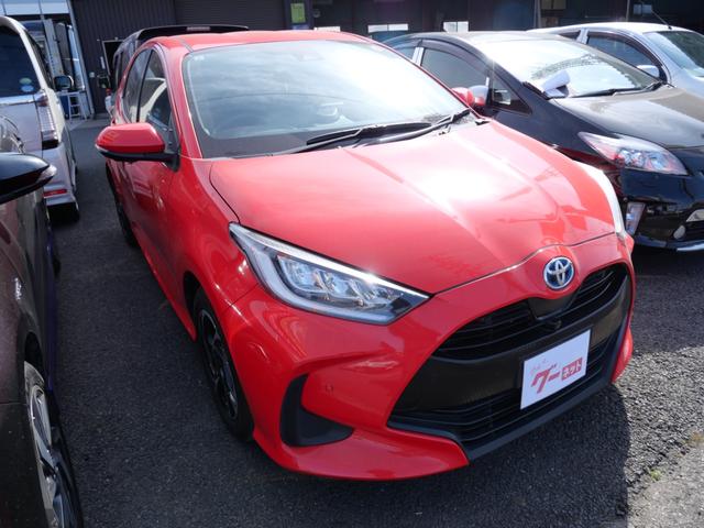 ヤリス ハイブリッドZ スマートキー プッシュスタート ナビ 全方位モニター シートヒーター USBポート ETC パワーステアリング パワーウィンドウ(4枚目)